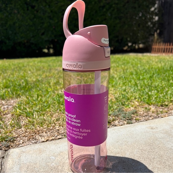 NEW Owala Pink Tritan FreeSip 25oz Water Bottle Exclusive - Picture 2 of 11